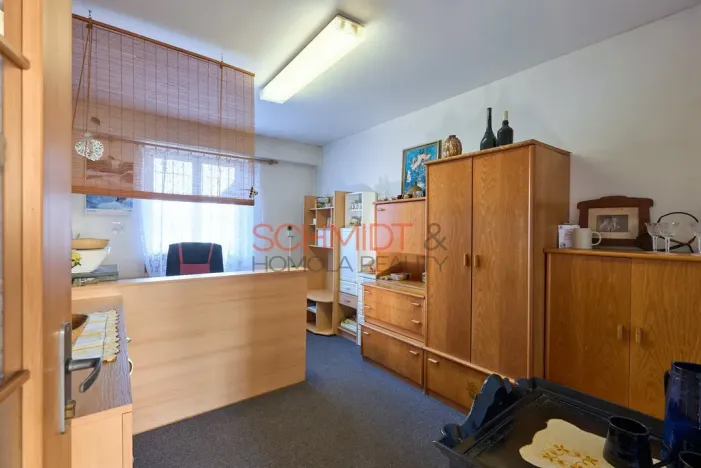 Prodej výrobních prostor, Biskupice, 1612 m2