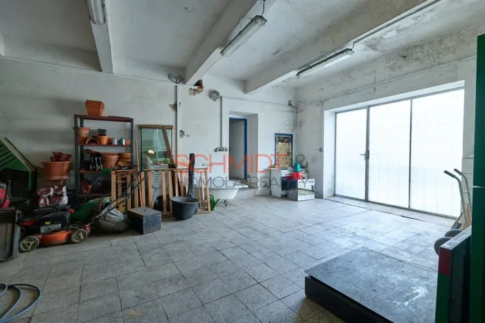 Prodej výrobních prostor, Biskupice, 1612 m2