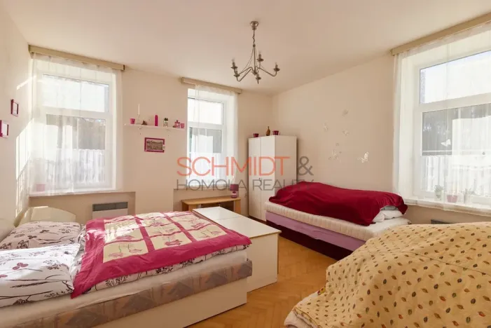 Prodej výrobních prostor, Biskupice, 1612 m2