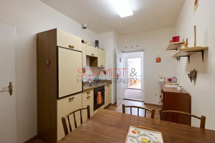 Prodej výrobních prostor, Biskupice, 1612 m2