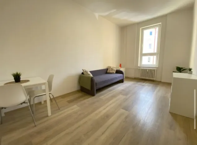 Pronájem bytu 2+1, Karlovy Vary, Koptova, 76 m2