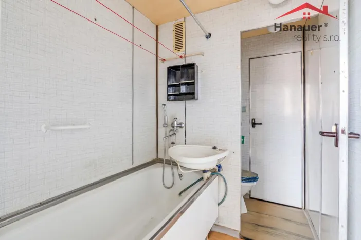 Pronájem bytu 2+1, Ústí nad Labem - Severní Terasa, Šípková, 61 m2