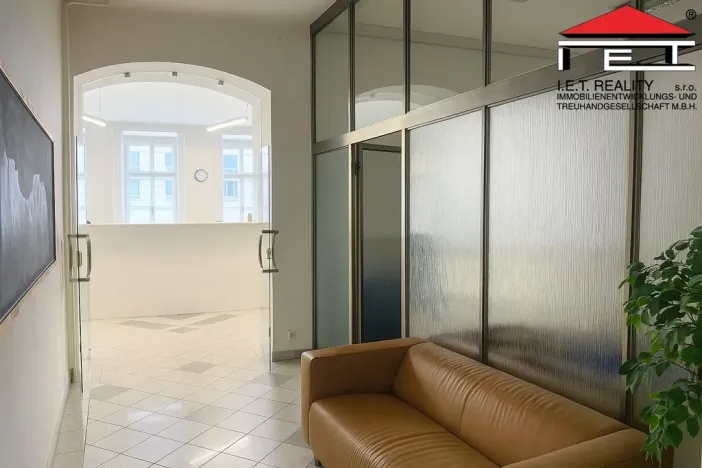 Pronájem kanceláře, Brno, Orlí, 171 m2