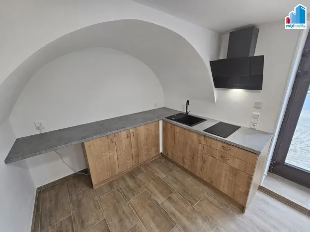 Pronájem bytu 1+kk, Dýšina, 5. května, 27 m2