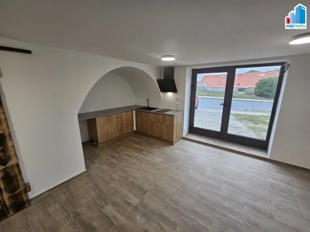 Pronájem bytu 1+kk, Dýšina, 5. května, 27 m2