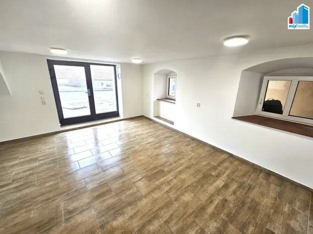 Pronájem bytu 1+kk, Dýšina, 5. května, 27 m2