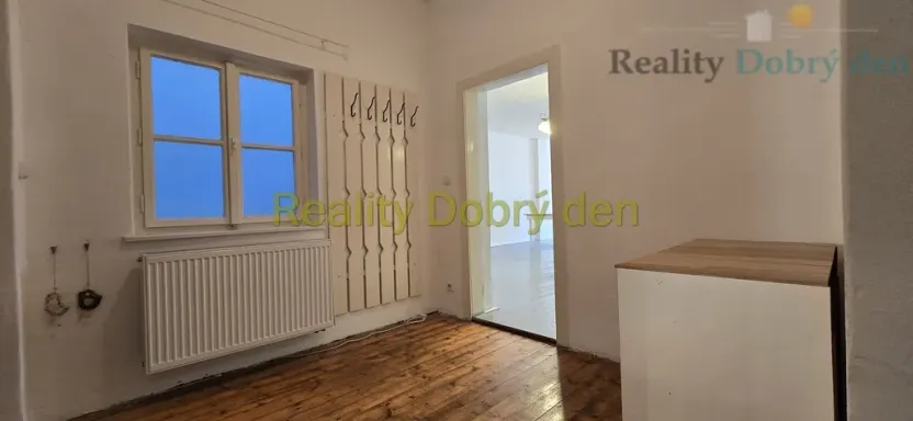 Prodej bytu 2+1, Opava, Dolní náměstí, 85 m2