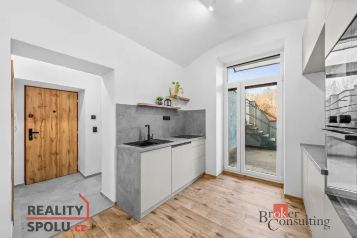 Prodej bytu 2+1, Plzeň - Severní Předměstí, Křížkova, 56 m2