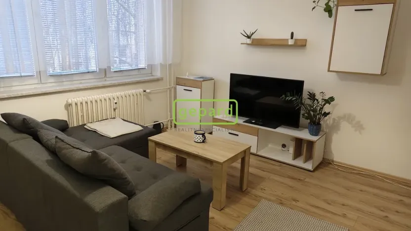 Pronájem bytu 2+kk, Brno - Židenice, Mutěnická, 39 m2