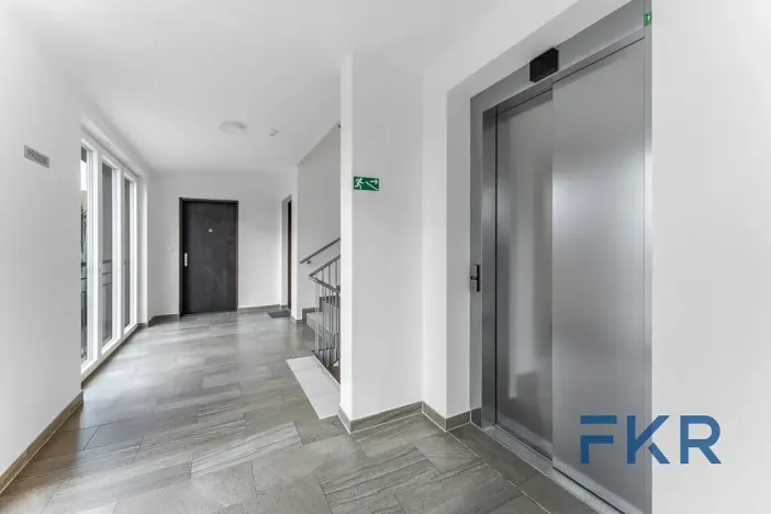 Pronájem bytu 2+kk, Praha - Hostivař, Švehlova, 58 m2