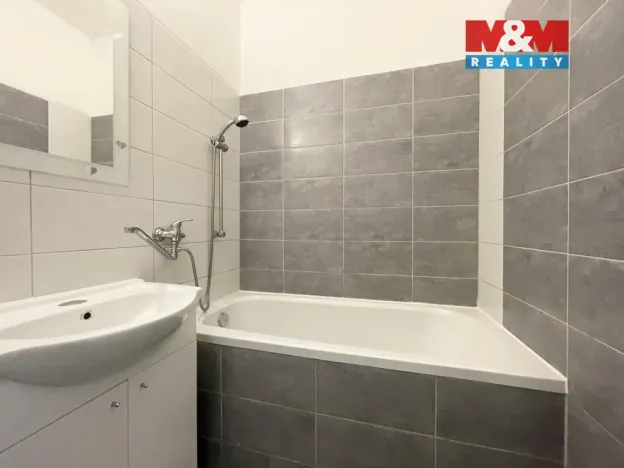 Pronájem bytu 2+1, Sokolov, Boženy Němcové, 53 m2