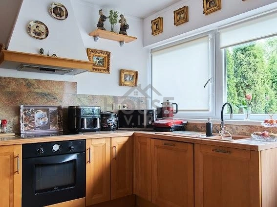 Prodej rodinného domu, Jenštejn, Hradní, 230 m2