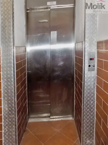 Pronájem bytu 2+1, Teplice, U Hadích lázní, 53 m2