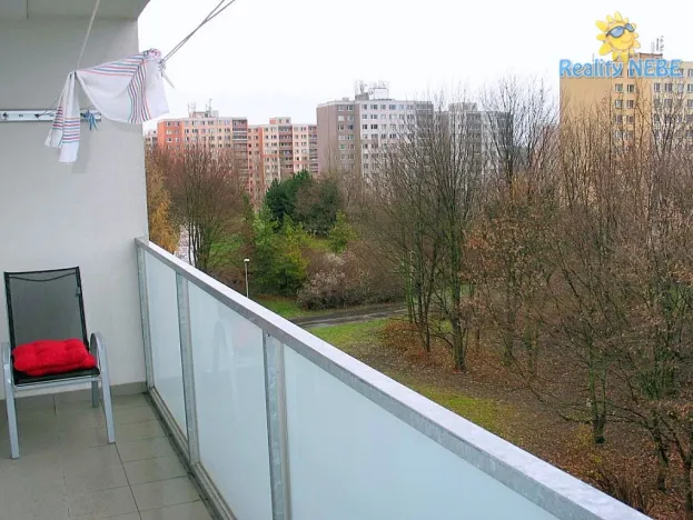 Pronájem bytu 1+kk, Praha - Ruzyně, Šmolíkova, 39 m2