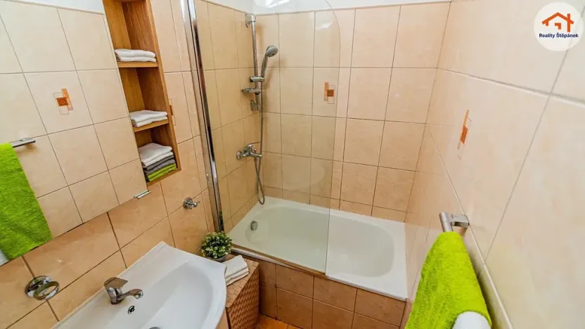Pronájem bytu 2+kk, České Budějovice, Papírenská, 38 m2