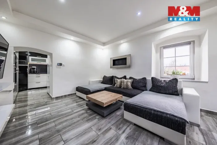 Prodej rodinného domu, Okounov, 197 m2