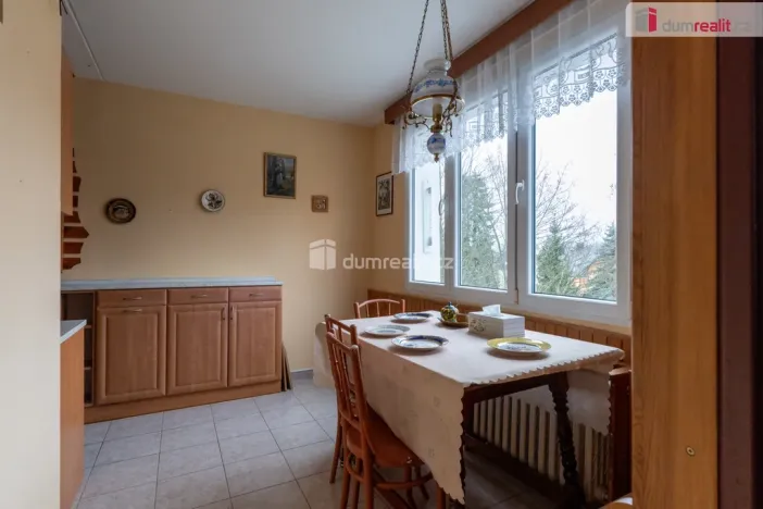 Prodej bytu 3+1, Mariánské Lázně - Úšovice, Hroznatova, 65 m2