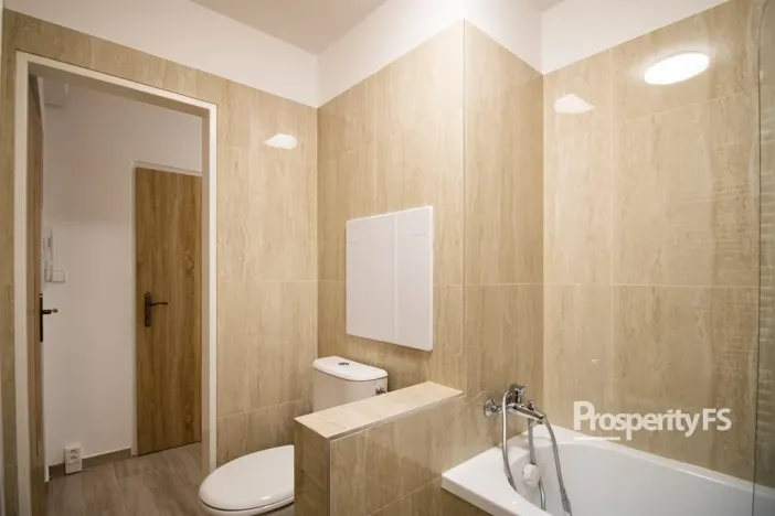 Pronájem bytu 2+1, Ústí nad Labem - Ústí nad Labem-centrum, Stará, 61 m2