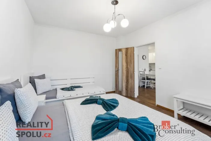 Prodej ubytování, Broumov, Malé náměstí, 298 m2