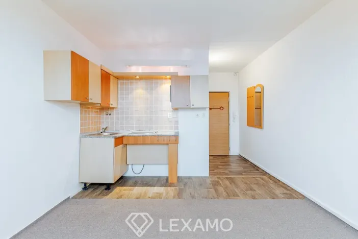 Pronájem bytu 1+kk, Jihlava, Okružní, 20 m2