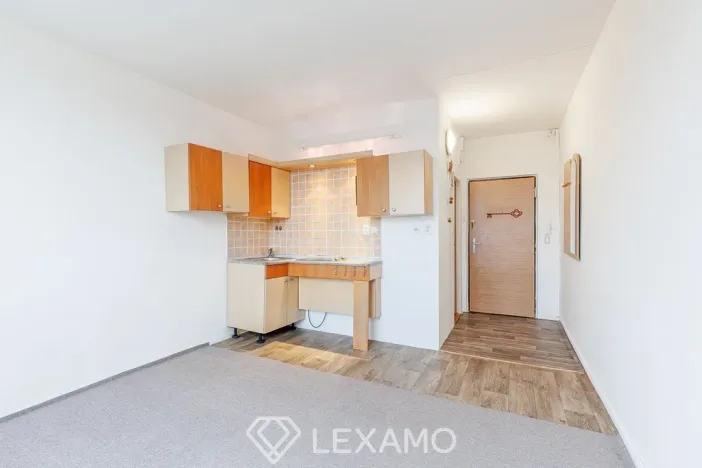 Pronájem bytu 1+kk, Jihlava, Okružní, 20 m2