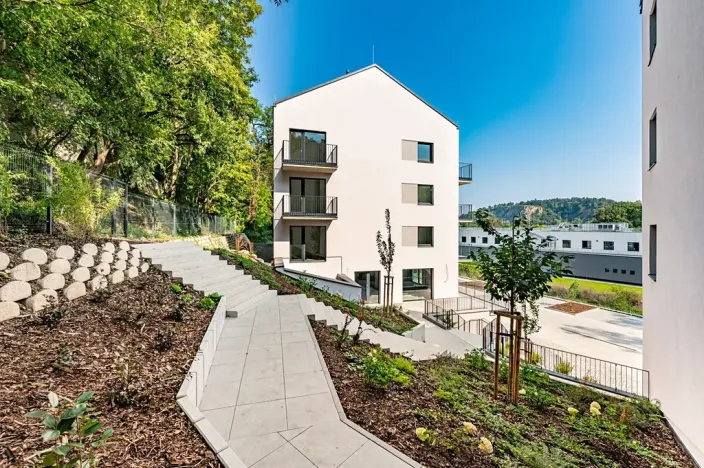 Pronájem bytu 2+kk, Praha - Hlubočepy, Na Zlíchově, 38 m2