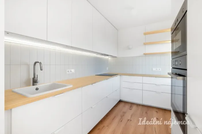 Pronájem bytu 3+kk, Praha - Michle, V zápolí, 77 m2