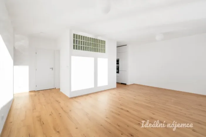 Pronájem bytu 3+kk, Praha - Michle, V zápolí, 75 m2