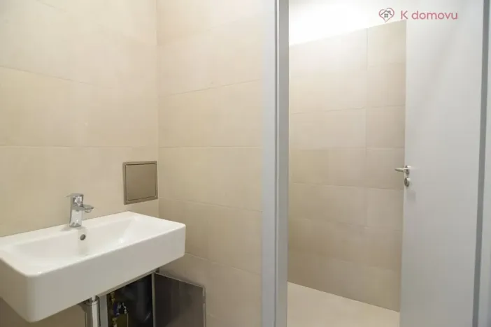 Pronájem skladu, Modřice, Tyršova, 204 m2