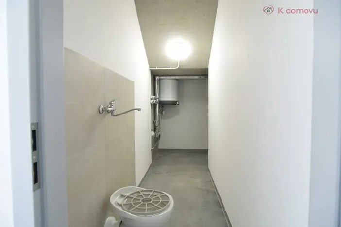 Pronájem skladu, Modřice, Tyršova, 204 m2