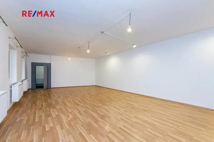 Prodej kanceláře, Praha - Vršovice, 28. pluku, 146 m2