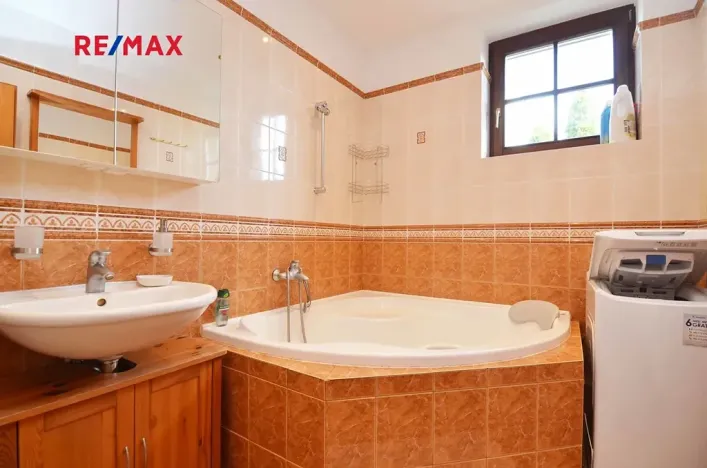 Pronájem bytu 2+kk, Praha - Hlubočepy, Pod třešněmi, 50 m2