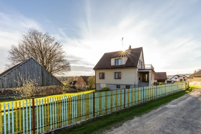 Prodej rodinného domu, Loket - Němčice, 162 m2