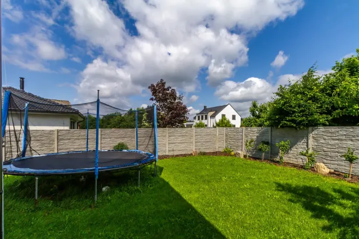 Prodej rodinného domu, Babice, Starobabická, 200 m2