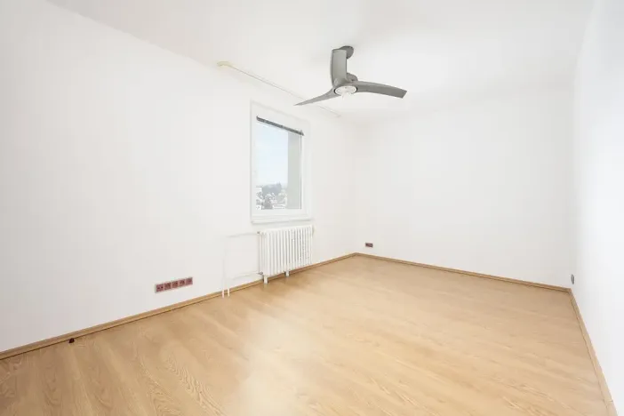 Pronájem bytu 3+1, Praha - Modřany, K Vystrkovu, 80 m2