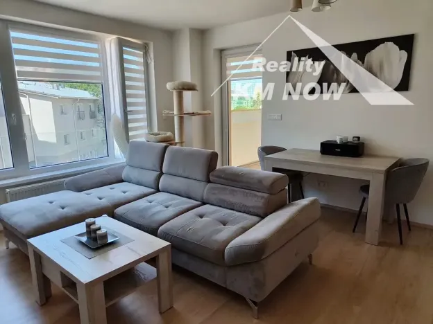 Pronájem bytu 2+kk, Kroměříž, Obvodová, 59 m2