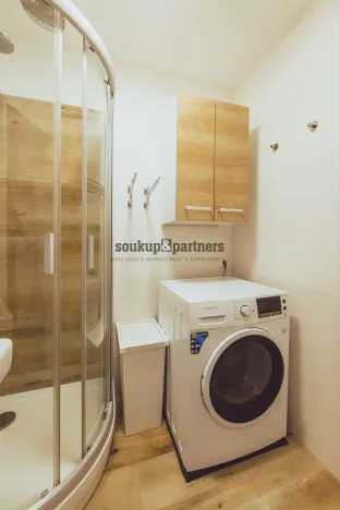 Prodej bytu 2+1, Praha - Smíchov, U Mrázovky, 52 m2