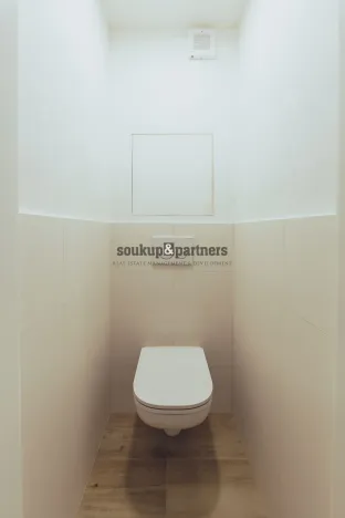 Prodej bytu 2+1, Praha - Smíchov, U Mrázovky, 52 m2