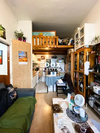 Prodej bytu 1+kk, Králův Dvůr, Plzeňská, 26 m2