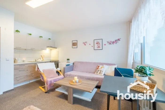 Pronájem bytu 1+kk, Brno, Ukrajinská, 37 m2