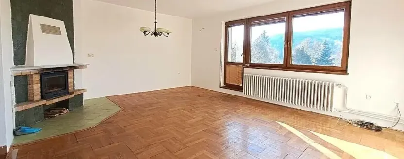 Prodej rodinného domu, Lomnička, 300 m2