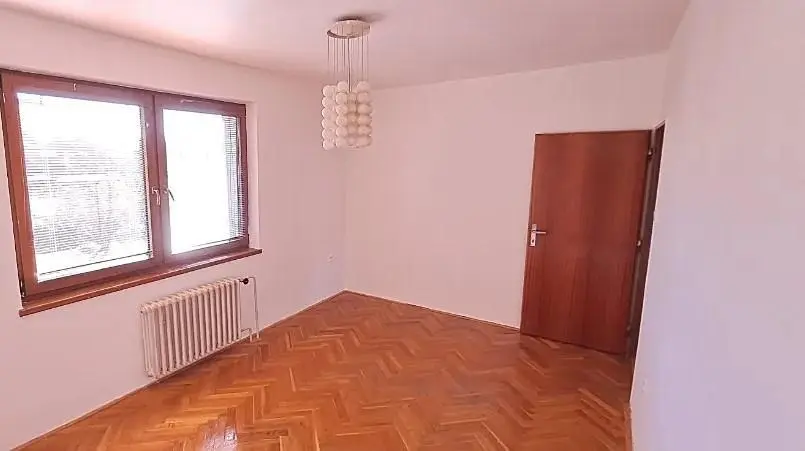 Prodej rodinného domu, Lomnička, 300 m2