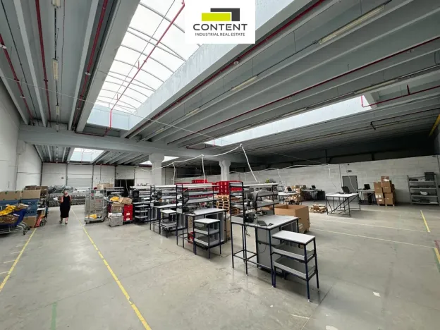 Pronájem skladu, Říčany, U Sanitasu, 2000 m2