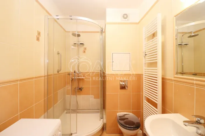 Pronájem bytu 2+kk, Praha - Suchdol, Holubí, 44 m2