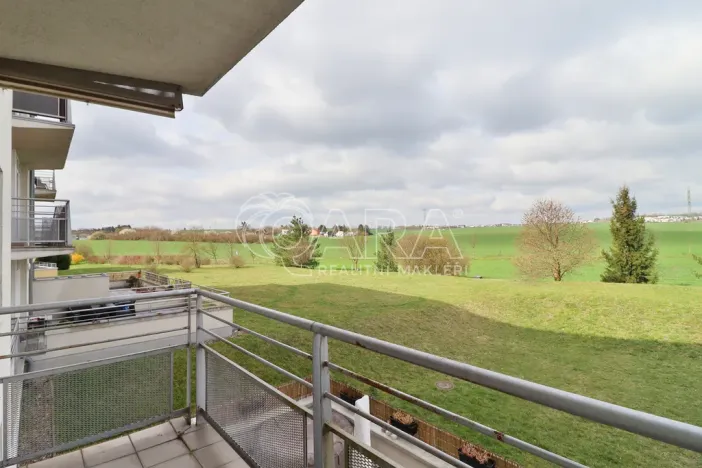 Pronájem bytu 2+kk, Praha - Suchdol, Holubí, 44 m2