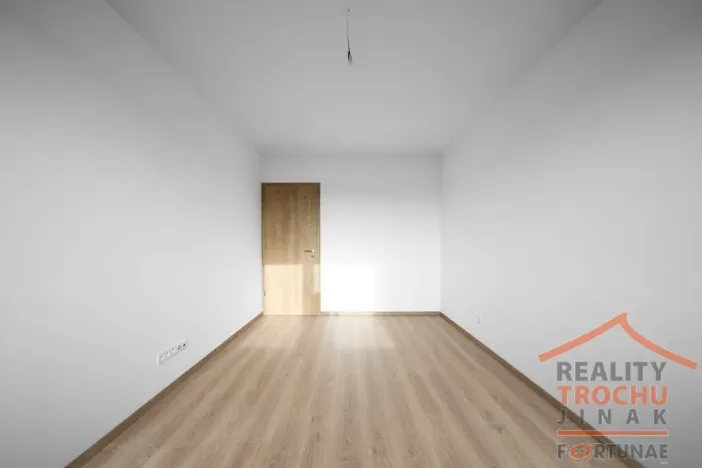 Prodej bytu 2+kk, Hradec Králové, Antonína Petrofa, 56 m2