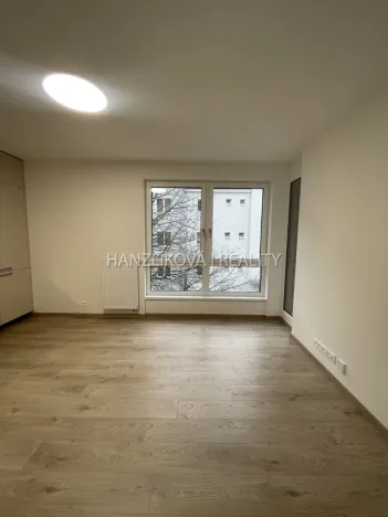 Pronájem bytu 2+kk, České Budějovice, Hálkova, 37 m2