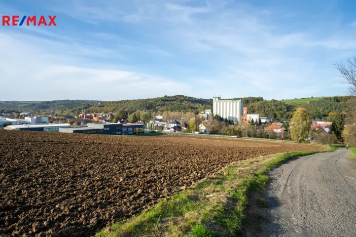 Prodej komerčního pozemku, Lípa, 3200 m2