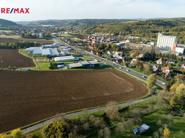 Prodej komerčního pozemku, Lípa, 3600 m2