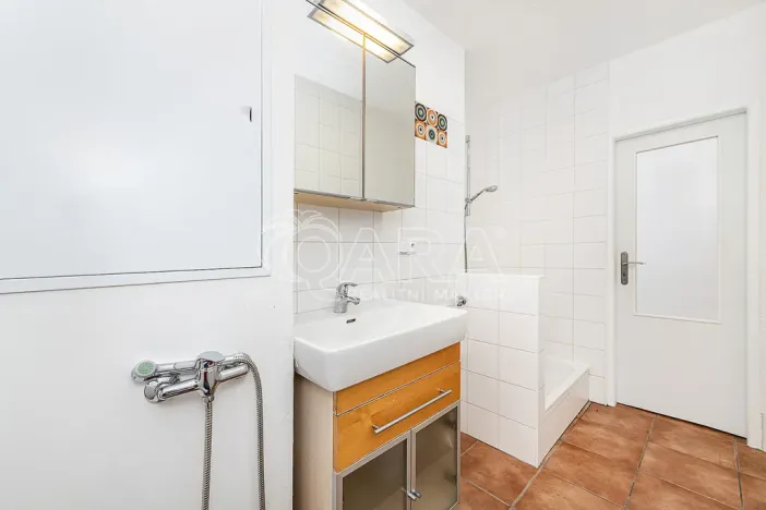 Pronájem bytu 2+1, Liberec - Liberec V-Kristiánov, Dvorská, 47 m2